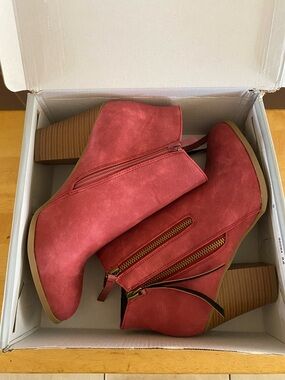 Women's Pinkish-Wine Suede Ankle Booties with Block Heel